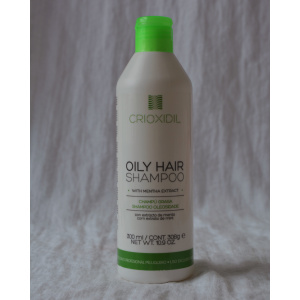 Шампунь для жирной кожи головы Oily hair shampoo